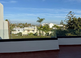 TRIPLEX REFAIT À LOUER À EL MANAR