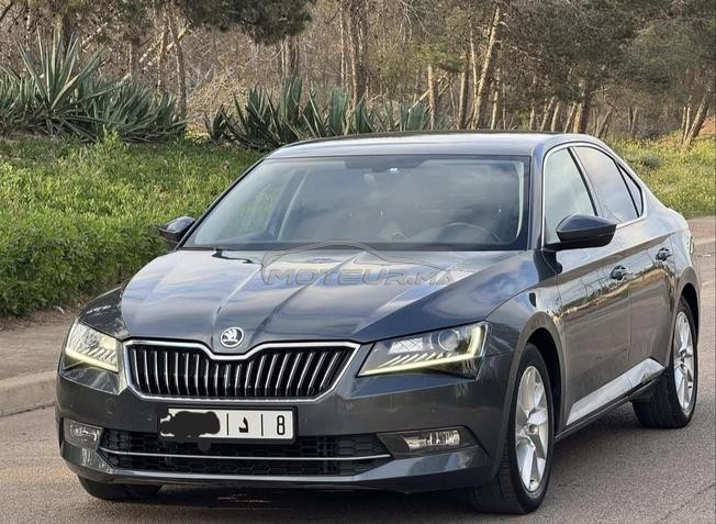 Skoda Superb Diesel Automatique 2019 à Casablanca
