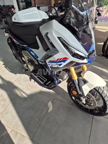 Xadv 750 neuf année 2026