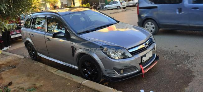 Opel Astra Diesel Manuelle 2006 à Salé