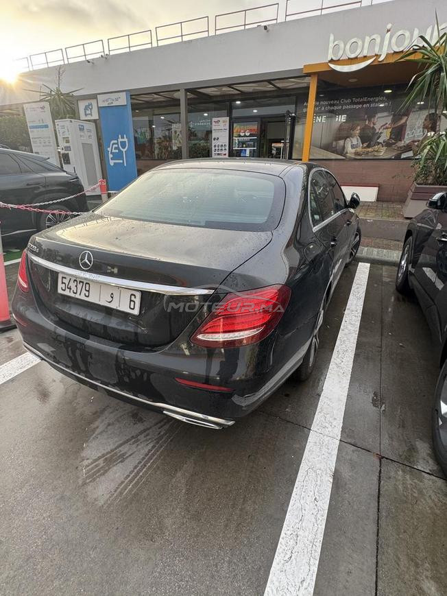 vends mercedes E220d tres bon etat 