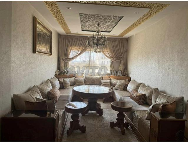 صالون كامل، صالون للبيع