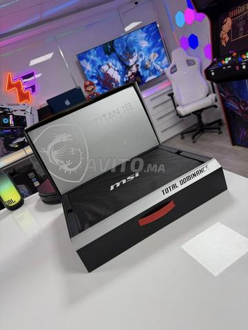 MSI TITAN 18HX RTX 5090 Ultra 9 64GB 6TB SSD