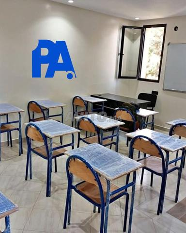 Chaise et table scolaire individuelle