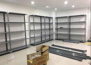 Rayonnage Métallique – Robuste et Pratique