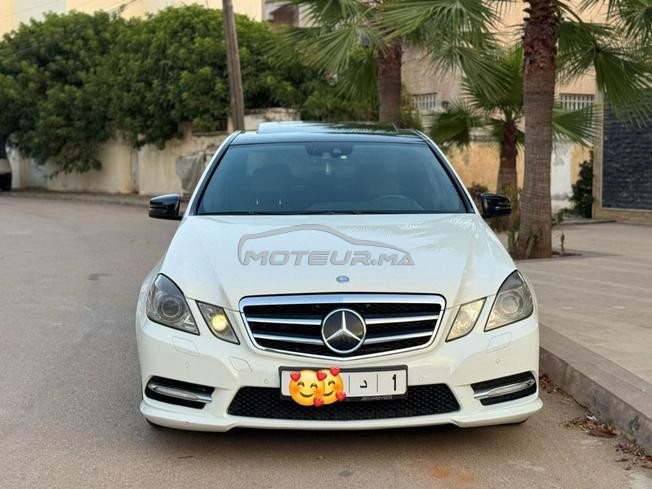 Mercedes-Benz 300 Diesel Automatique 2011 à Salé