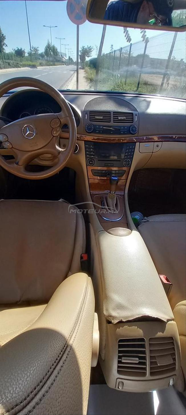 voiture mercedece  E280 