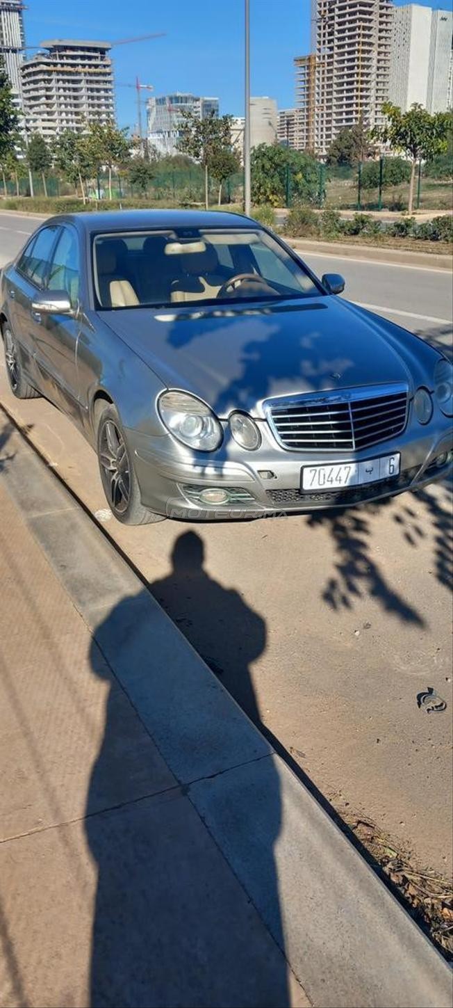 voiture mercedece  E280 
