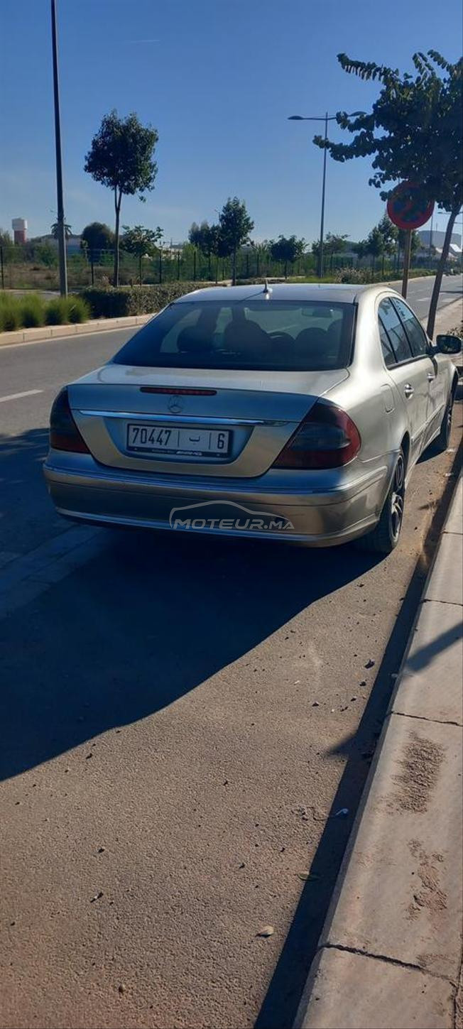 voiture mercedece  E280 
