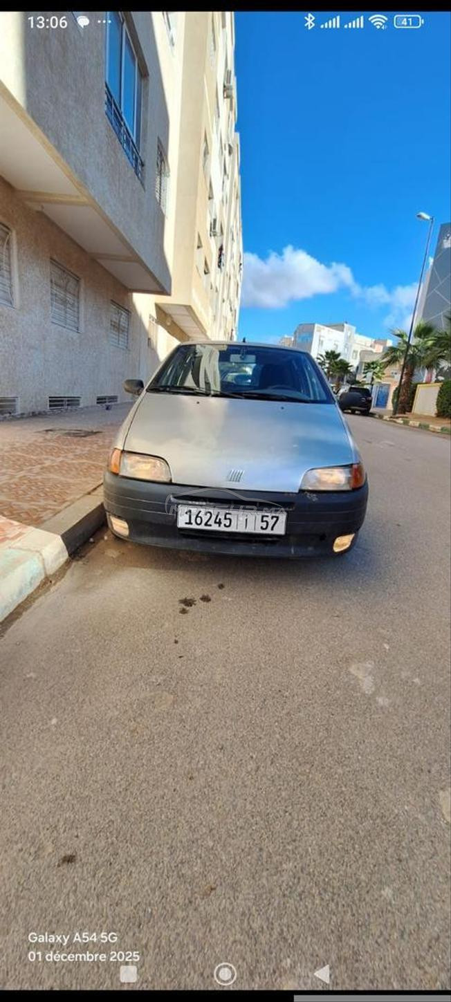 سيارة زوينة بزاف ليبغاها بلا سمسار