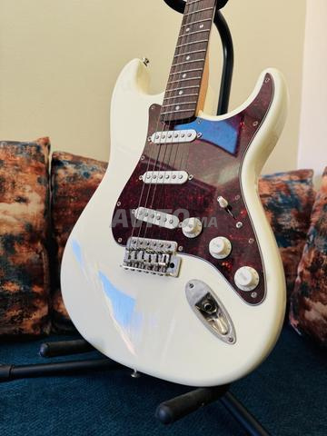 جيتار كهربائي Squier Fender Classic Vibe 70´s