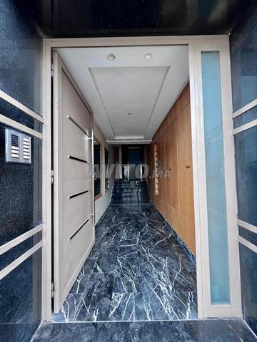 البيوت العقارية للبيع.