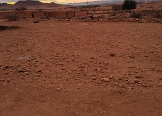 أرض همزة للبيع زكارة