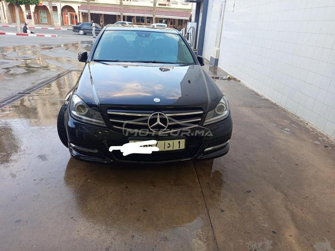 Mercedes-Benz 220