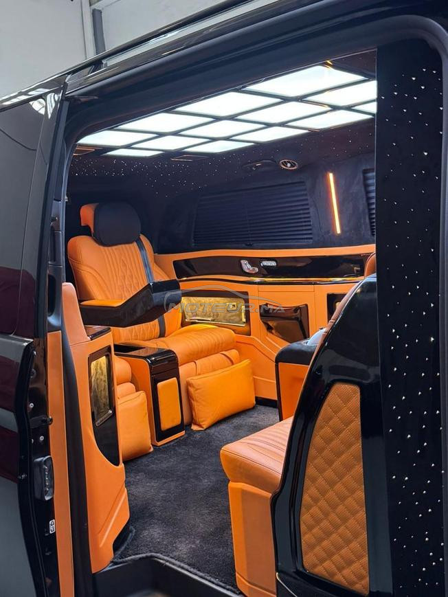 Mercedes Vito Personnalisé Haut de Gamme  