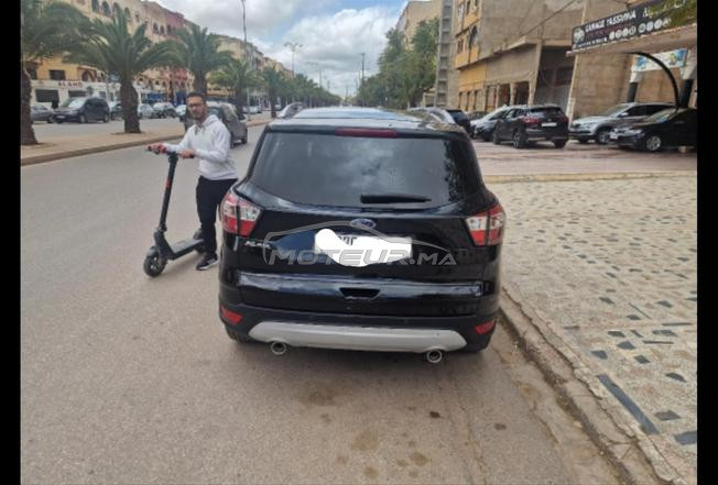 ford kuga trend plus en bonne état 