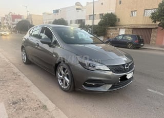 Opel Astra Diesel Automatique 2021 à Agadir