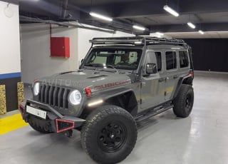 Jeep Wrangler rubicon Diesel v6