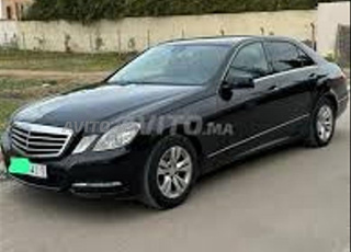 Excellente mercedes w212 comme neuf
