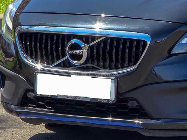 volvo v40 cross country 