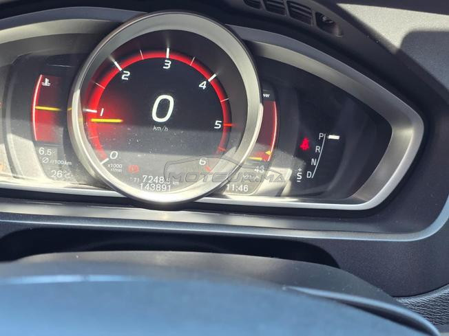 volvo v40 cross country 