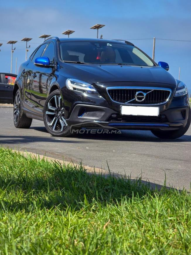 volvo v40 cross country 