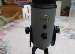 Je mets en vente un microphone Blue Yeti