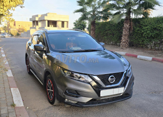 NISSAN QASHQAI 2018 FULL OPTION PARTICULLIER