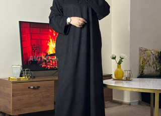 فستان رقيق و انسيابي