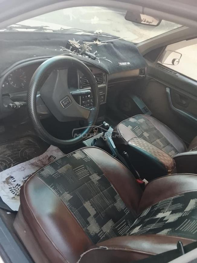 Peugeot 405