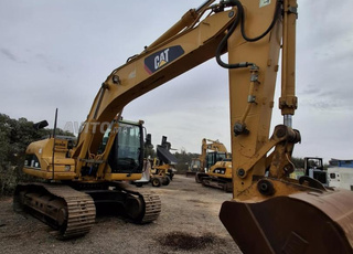 Location pelle hydraulique Cat 323D