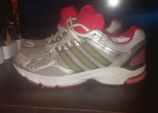 Chaussure de course adidas