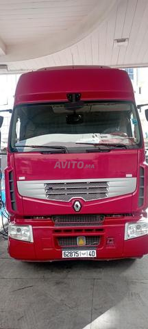 Remorque Renault 460 modèle 2013