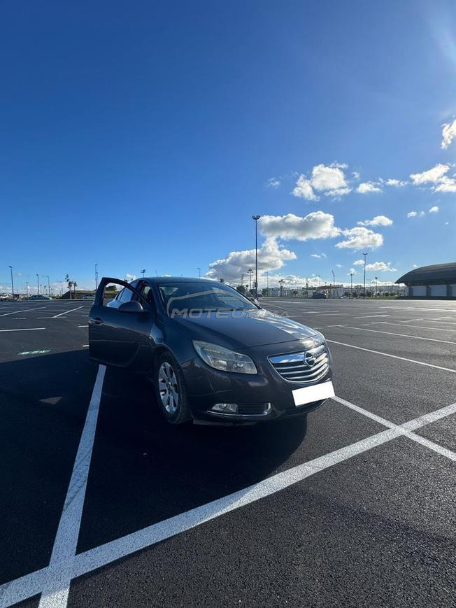 Opel Insignia Diesel Manuelle 2010 à Tanger