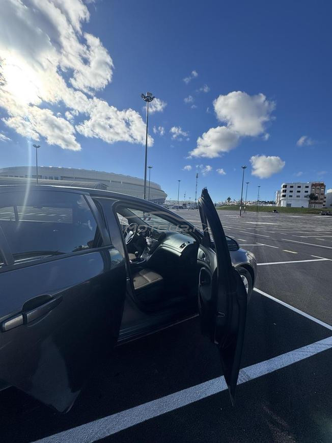 Opel Insignia Diesel Manuelle 2010 à Tanger