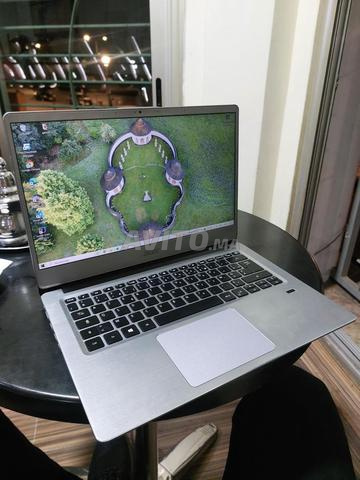 Acer swift 3 rayzen 7 3700U 12 RAM 512 SSD