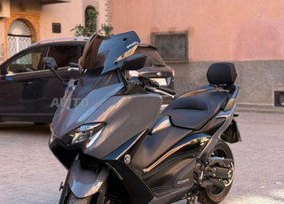 Yamaha Tmax 560