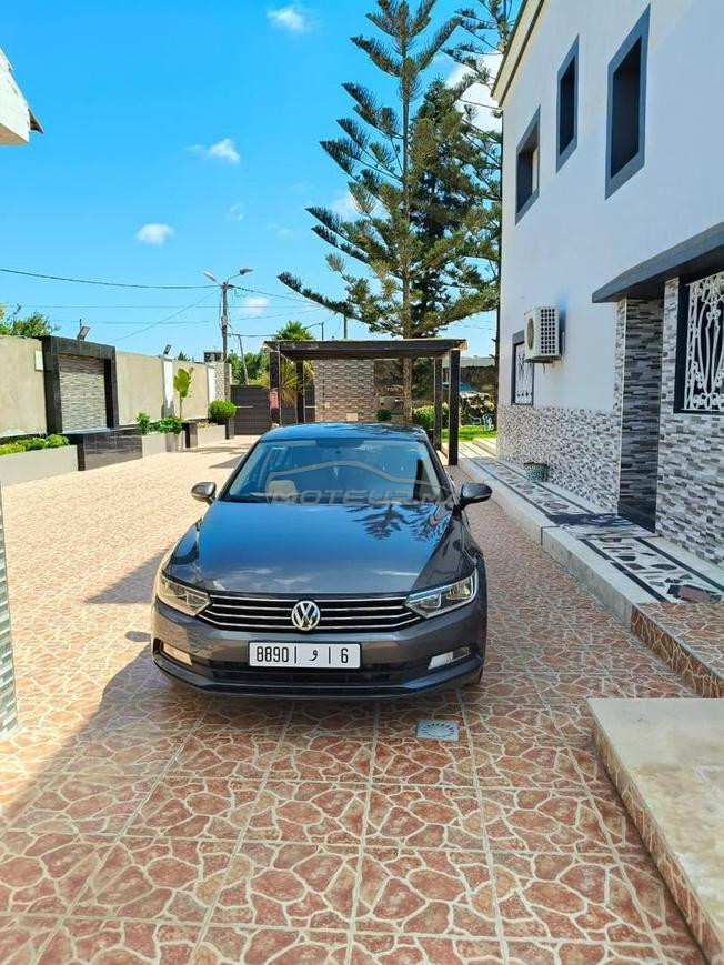 Volkswagen Passat Diesel Manuelle 2017 à Deroua