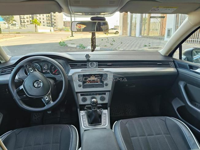 Volkswagen Passat Diesel Manuelle 2017 à Deroua