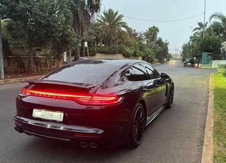 بورش باناميرا 4 eHYBRID مستوردة جديدة 2023