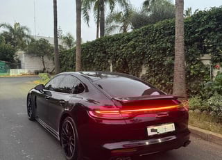 Porsche Panamera 4eHYBRID IMPORTEE NEUF 2023