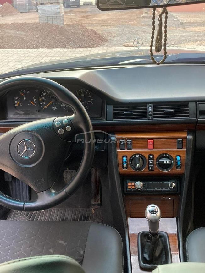 Mercedes Benz 250D