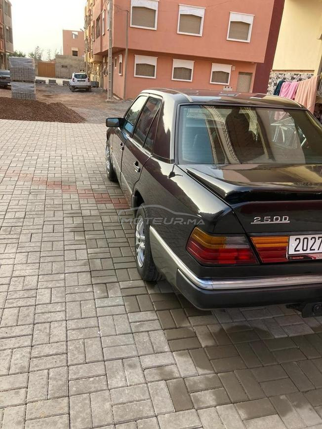 Mercedes Benz 250D