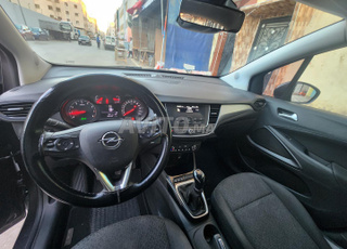 Opel Crossland Diesel Manuelle 2021 à Casablanca