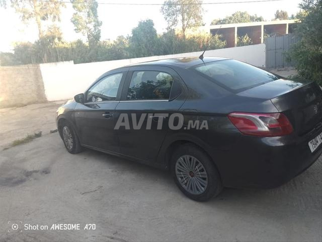 Peugeot301