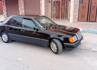Mercedes 250 modèle 1988 douane 20001