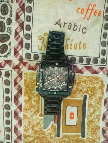 Montre classique noire de luxe 🎱⌚ de type (HUBLOT) - 2