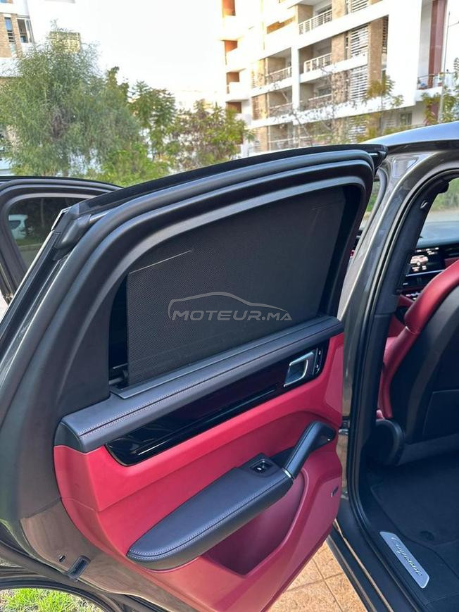 Porsche Cayenne Hybride Automatique à Rabat
