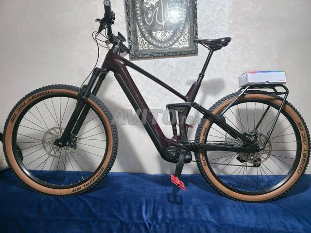 CUBE Carbon Race 750 Wh 2025