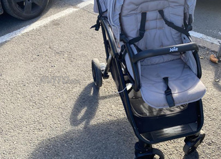 عربة أطفال مزدوجة - توائم